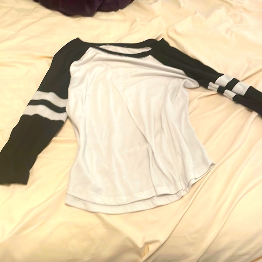 Black and white size 12 and up no brand